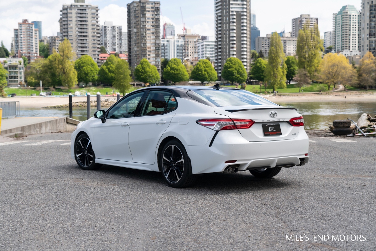 2020 Toyota Camry XSE V6 - Mile's End Motors